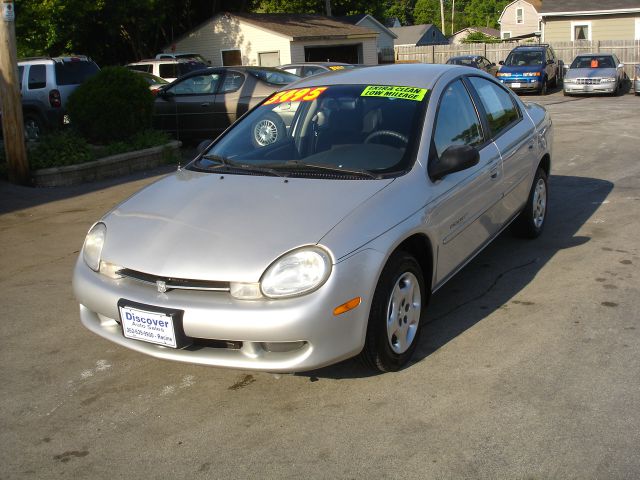 Dodge Neon 2000 photo 2