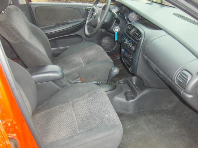 Dodge Neon 2001 photo 2