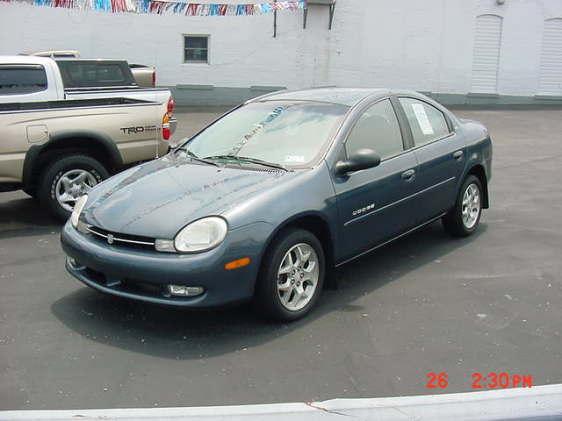 Dodge Neon 3.0L Sedan