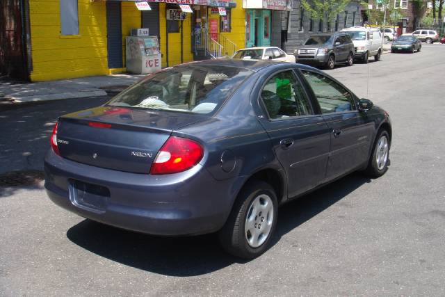 Dodge Neon SE Sedan