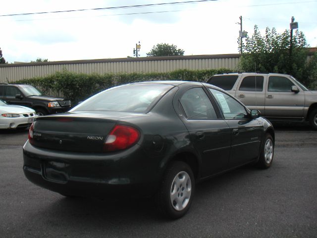 Dodge Neon Unknown Sedan