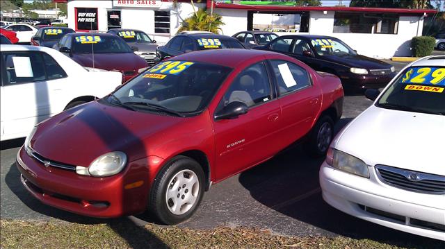 Dodge Neon 3.0L Sedan