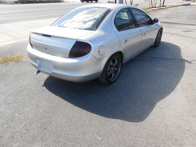 Dodge Neon 2002 photo 1
