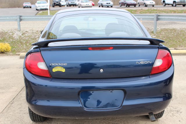 Dodge Neon 2002 photo 1