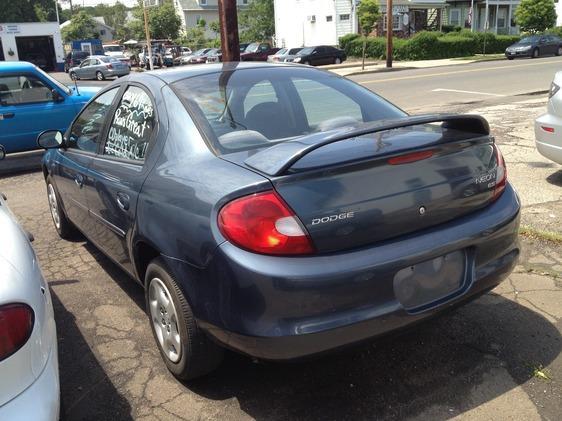 Dodge Neon 2002 photo 2