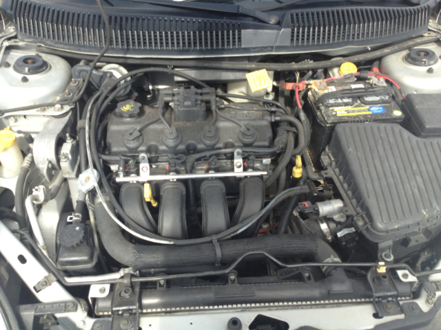 Dodge Neon 2003 photo 2