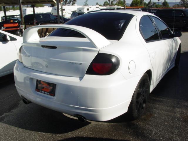 Dodge Neon 2003 photo 2