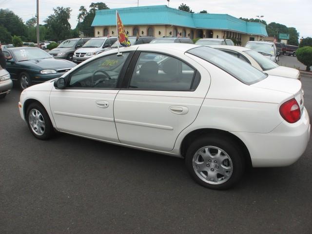 Dodge Neon 2003 photo 1