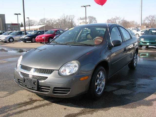 Dodge Neon 2003 photo 3