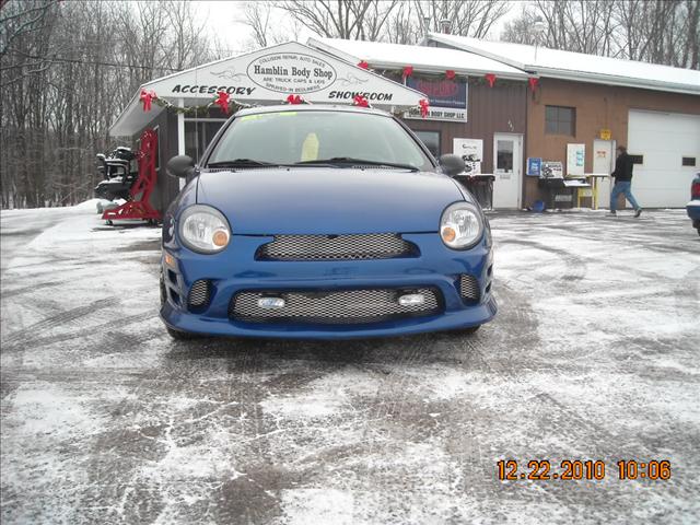 Dodge Neon 2003 photo 2