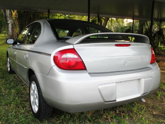 Dodge Neon 2003 photo 1