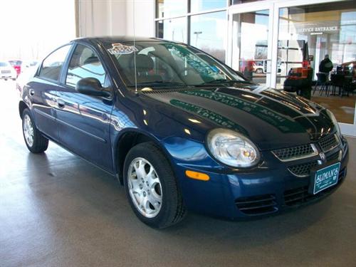 Dodge Neon 2003 photo 2