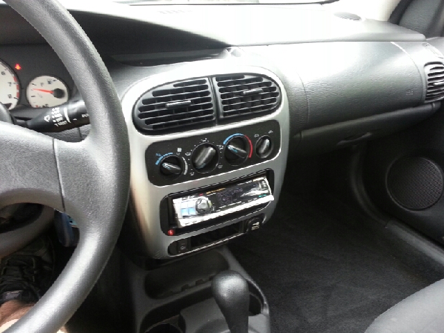 Dodge Neon 2003 photo 7