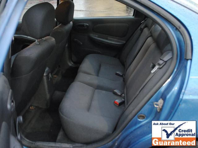 Dodge Neon 2003 photo 2