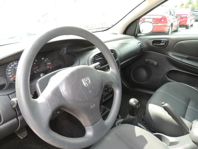 Dodge Neon 2003 photo 1