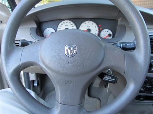 Dodge Neon 2003 photo 1