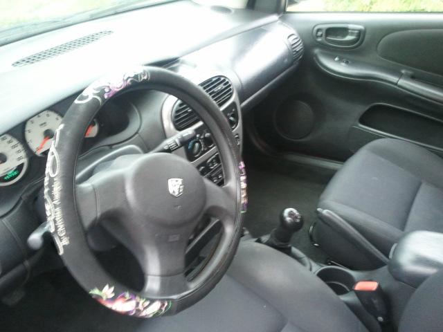 Dodge Neon 2003 photo 2