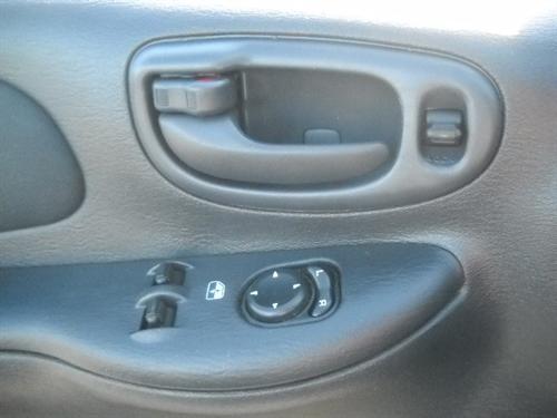 Dodge Neon 2003 photo 1