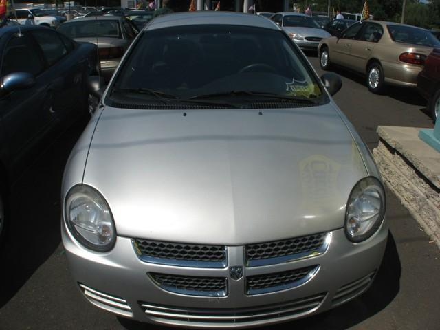 Dodge Neon 2003 photo 2