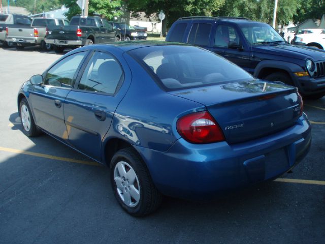 Dodge Neon 2003 photo 3