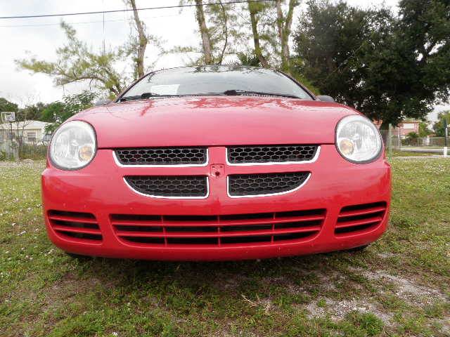 Dodge Neon 2003 photo 2