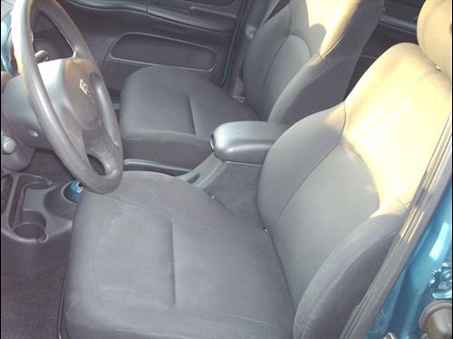 Dodge Neon 2003 photo 2