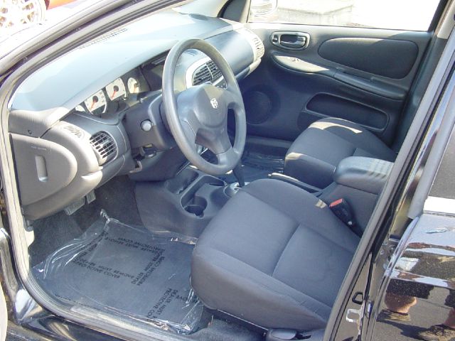 Dodge Neon 2003 photo 1