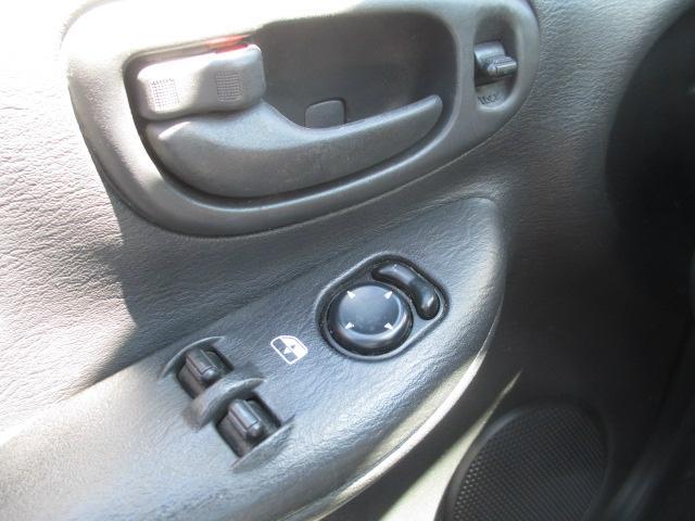 Dodge Neon 2003 photo 4