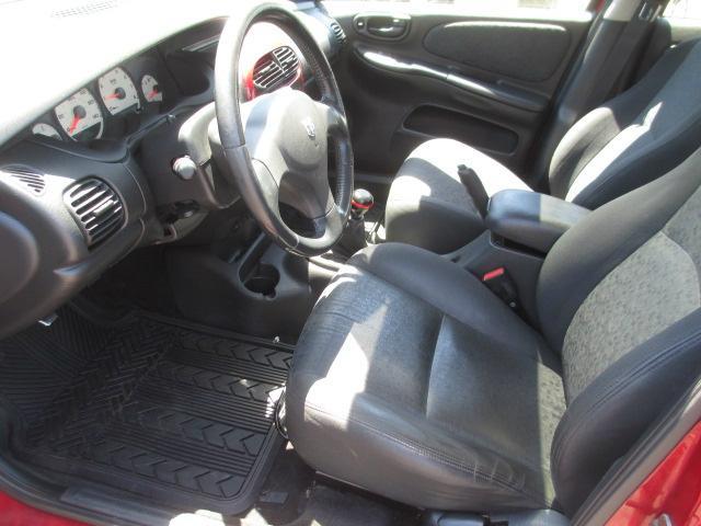 Dodge Neon 2003 photo 6