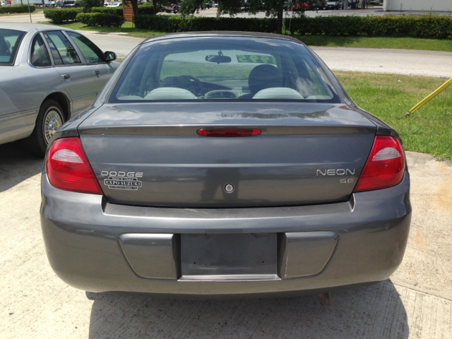 Dodge Neon 2003 photo 1