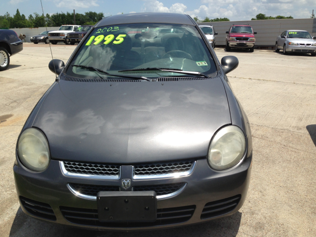 Dodge Neon 2003 photo 2