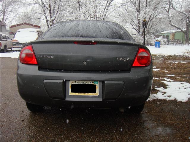 Dodge Neon 2004 photo 2