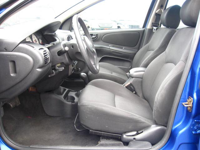 Dodge Neon 2004 photo 1