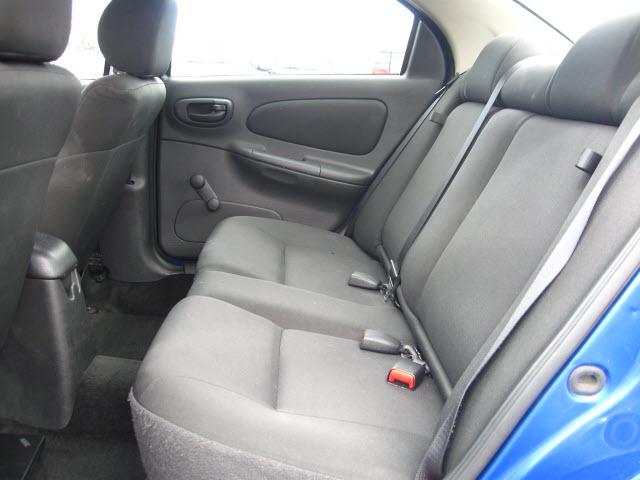 Dodge Neon 2004 photo 2