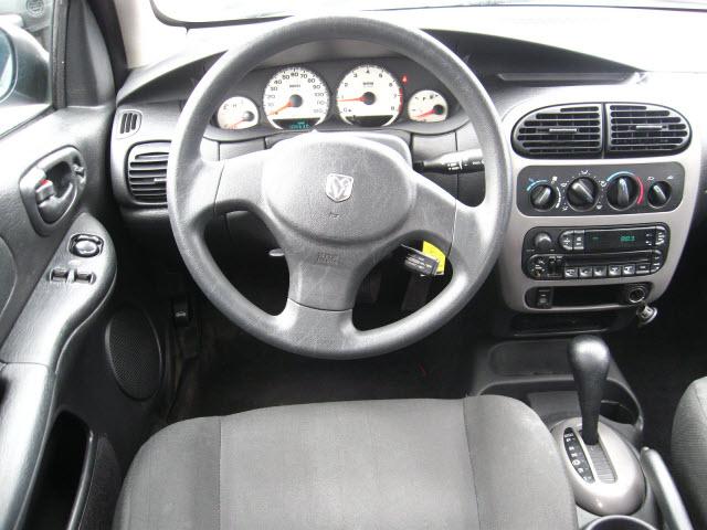 Dodge Neon 2004 photo 3