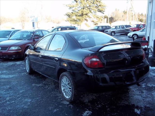 Dodge Neon 2004 photo 2