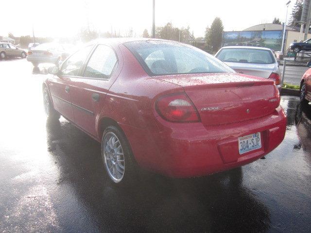 Dodge Neon 2004 photo 2
