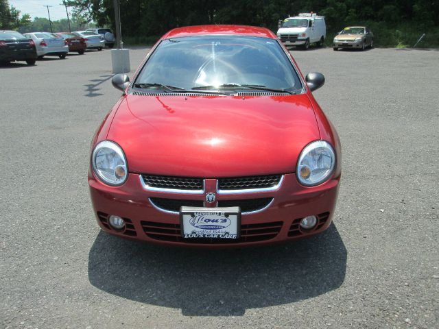 Dodge Neon 2004 photo 2
