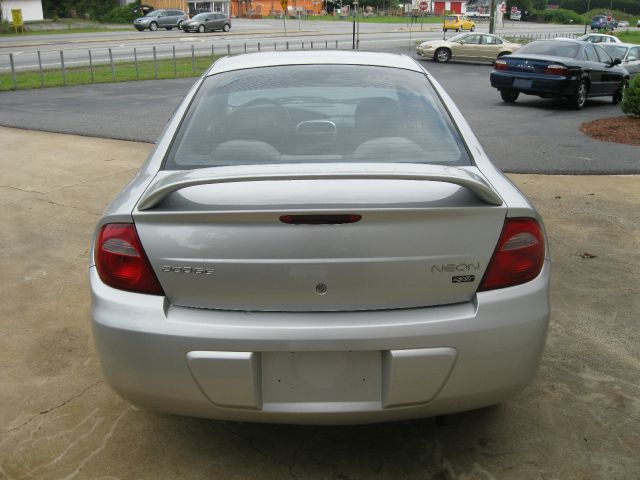 Dodge Neon 2004 photo 2