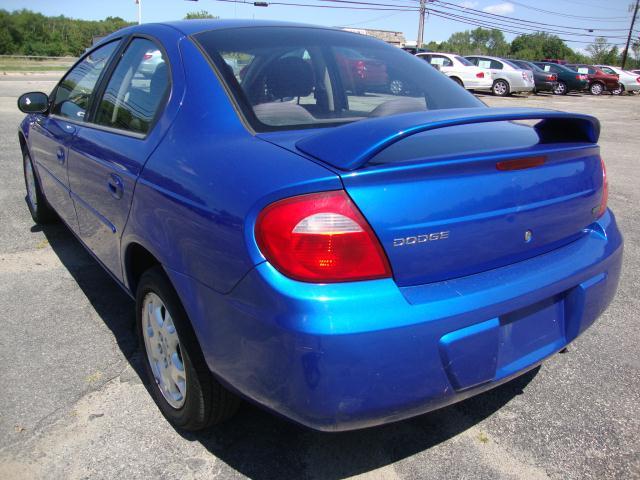 Dodge Neon 2004 photo 2
