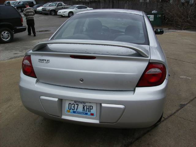 Dodge Neon 2004 photo 2