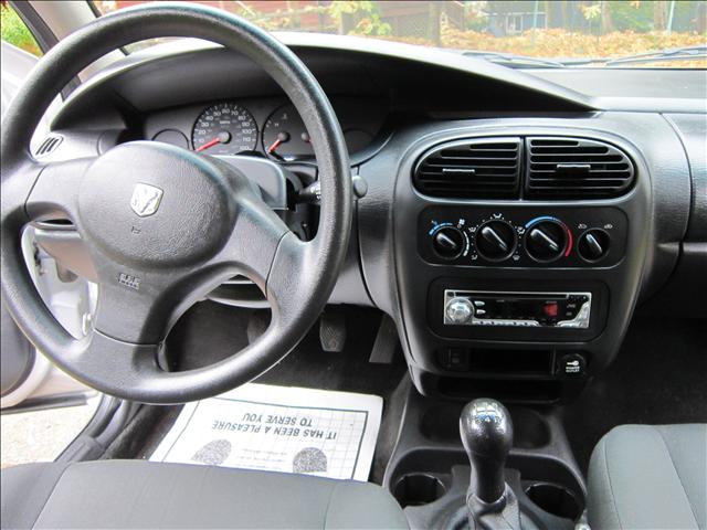 Dodge Neon 2004 photo 1