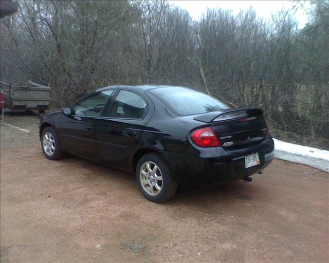 Dodge Neon 2004 photo 2
