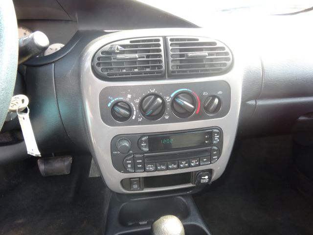 Dodge Neon Unknown Sedan