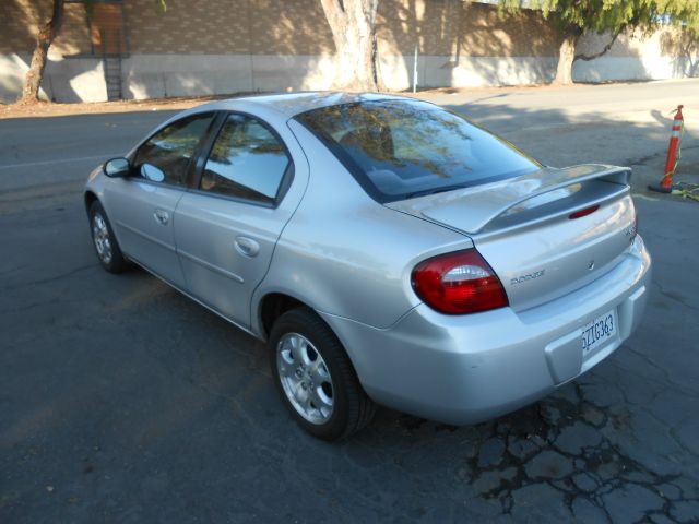 Dodge Neon 2005 photo 2