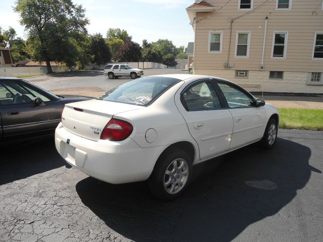 Dodge Neon 2005 photo 2