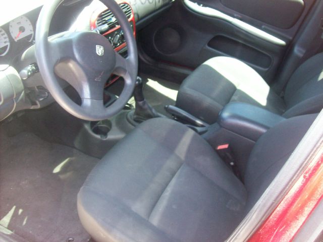 Dodge Neon 2005 photo 2