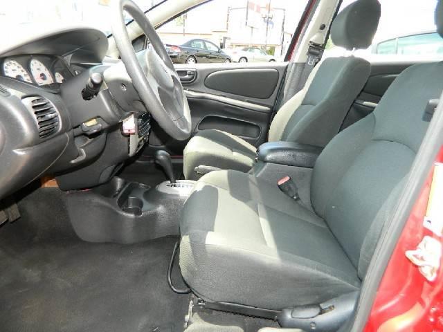 Dodge Neon 2005 photo 16