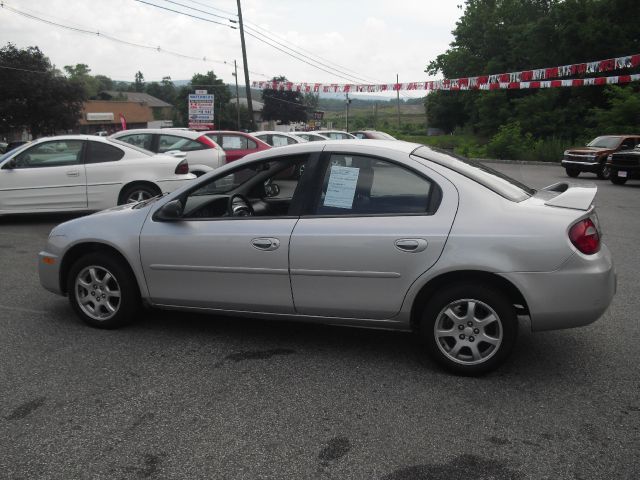 Dodge Neon 2005 photo 1