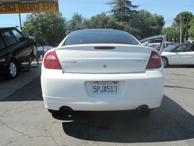 Dodge Neon 2005 photo 2